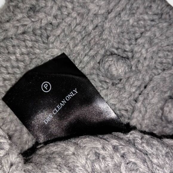 Love Token Womens Sweater Sz Medium Pullover Grey Wool Oversized Collar Lagenloo - Picture 9 of 10